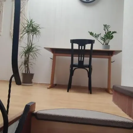 Apartment Vieja Casita De Huespedes Con Escaleras Ober-Ramstadt